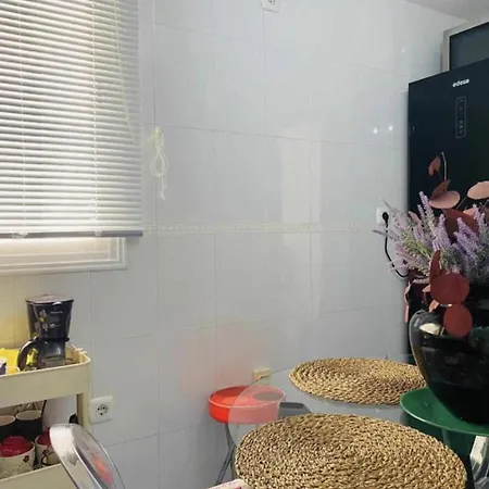 H2m Plaza De Toros Vieja 2 Bedroom Smart Tv & Wifi * Malaga