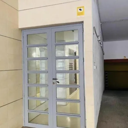 H2m Plaza De Toros Vieja 2 Bedroom Smart Tv & Wifi Apartment *